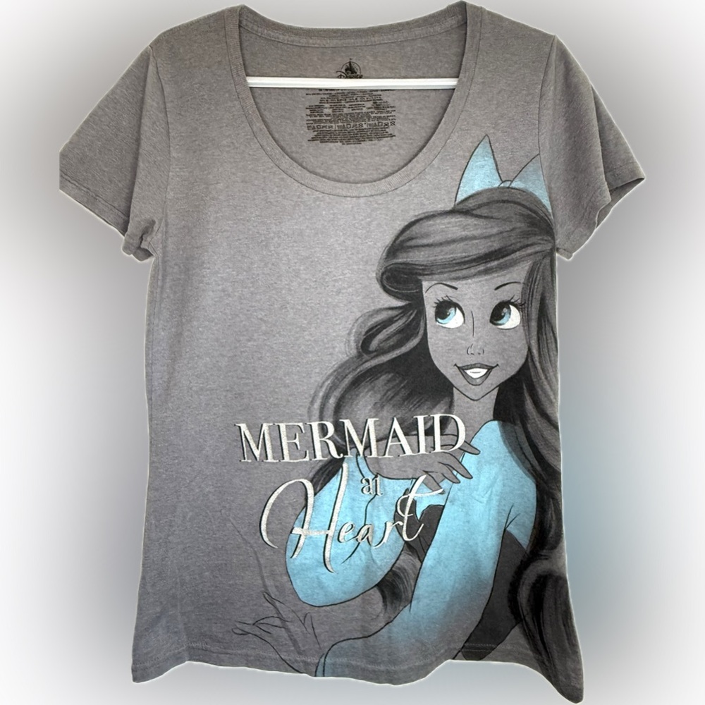 Disney Parks 'Mermaid At Heart' The Little Mermaid Ariel T-Shirt Size Large